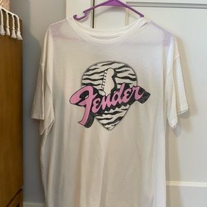 Fender Graphic Tee- oversized
